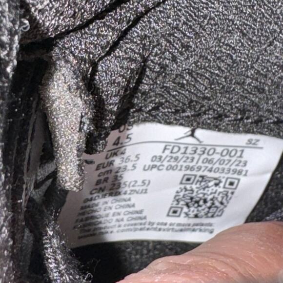 A Ma Maniere x Air Jordan 5 Retro Dusk - Size M4.5/W6 - Picture 9 of 10
